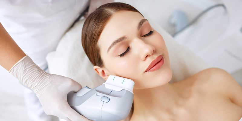 book a personalised consultation of Fat Freezing and  HIFU Together Eastleigh 