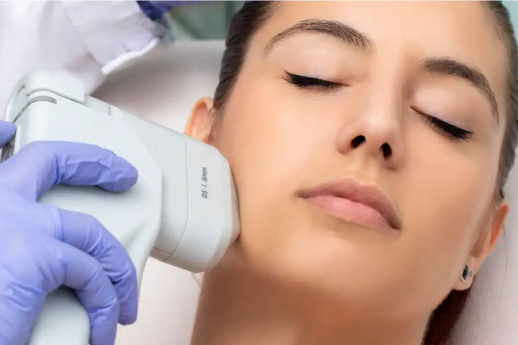 Discover the Perfect Duo: RF Microneedling and HIFU 2 Image of Morpheus8 And HIFU Combined with Lipo 360 Eastleigh
